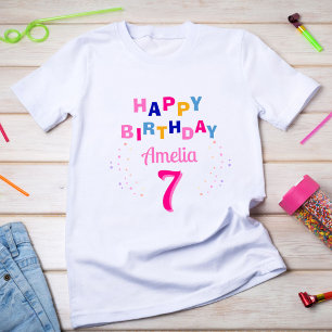  Rosa färgglada stjärnor flicka glad födelsedag  T Shirt