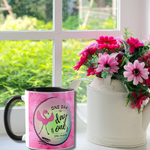Rosa Flamingo En dag eller Dag ett Du bestämmer di Mugg