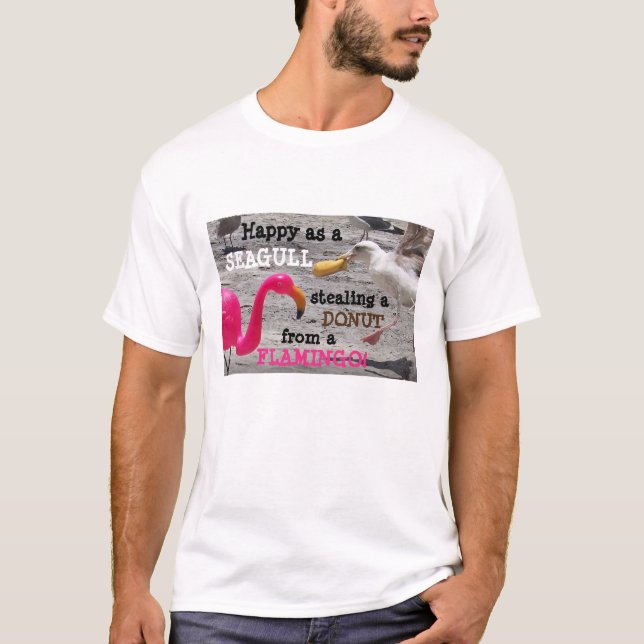Rosa Flamingo Fiskmås Donut Beach Vacation Humor T Shirt (Framsida)