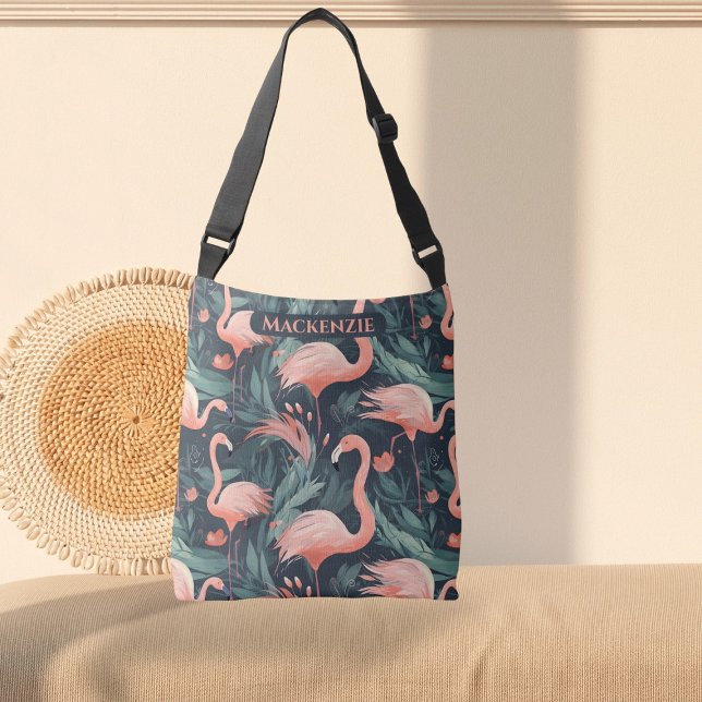 Rosa Flamingo Tropical Mönster Personlig Axelväska (Pink Flamingo Tropical Pattern Personalized Crossbody Bag by Ricaso. Add your own mane or other text)