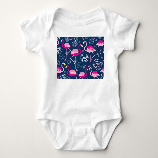 Rosa Flamingos: Graphic Mörk Mönster T Shirt (Framsida)