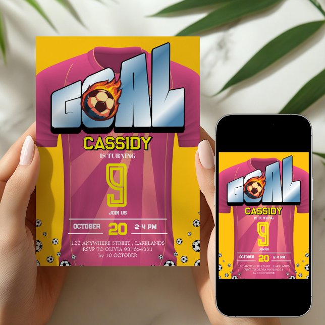 Rosa flickfotbollströja födelsedagsfest inbjudan (Skapare uppladdad)