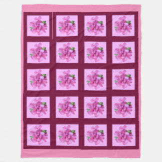 Rosa Flower Fleece Blanket