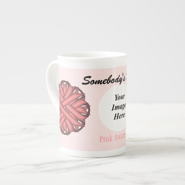 Rosa Flower Ribbon Template av Kenneth Yoncich Benporslin Mugg (Framsida vänster)