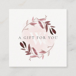 ROSA FOLIAGE INITIAL WREATH GIFT CERTIFICATE FYRKANTIGT VISITKORT