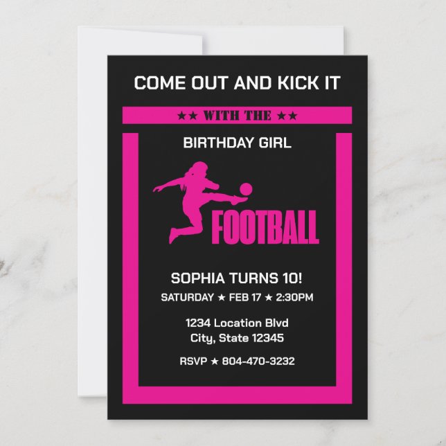 Rosa Football Player Girl, Birthday Girl Team Inbjudningar (Framsida)