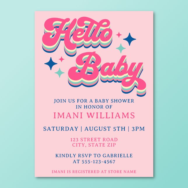 Rosa för barnskor med groovy Retro Typography Inbjudningar (Retro groovy pink baby shower invitation on a turquoise background.)