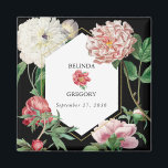 Rosa för vattenfärg Peonies Flowers Bröllop Black Magnet<br><div class="desc">Ett vackert vattenfärgsmönster med rosa och vit blomma med bröllop med guld geometriskt ram på svart bakgrund. En unik utformning som användor vintagar botaniska blommigtar i rosa och vita färg-toner. En blommigt för rosa av elegant och vita kronor med ett grönt streck. Ett chic guld-geometriskt ram-bröllop främjar magnetdesign med modernt...</div>