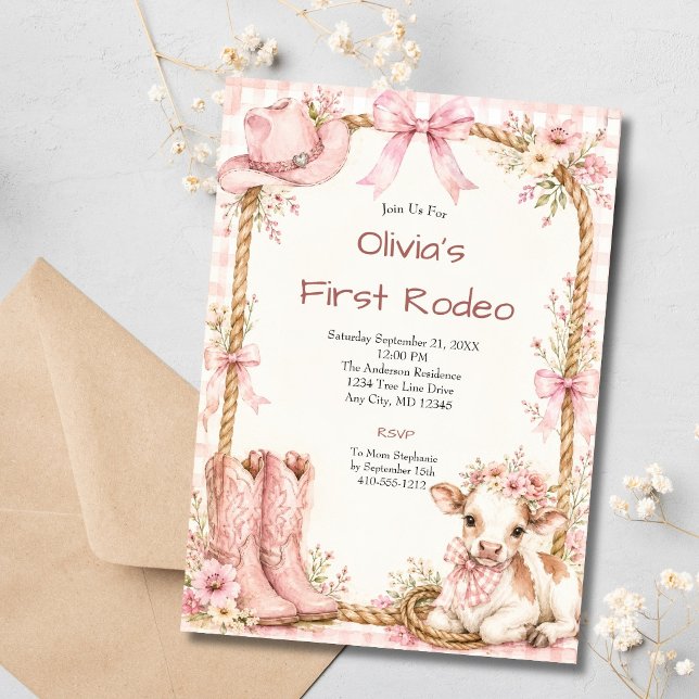 Rosa första Rodeo flicka västern 1-årsdag Inbjudningar (Baby Girl Cowgirl Western 1st Rodeo Birthday invitation. Pink Coquette Bows, Boots, Hat, Baby Cow)