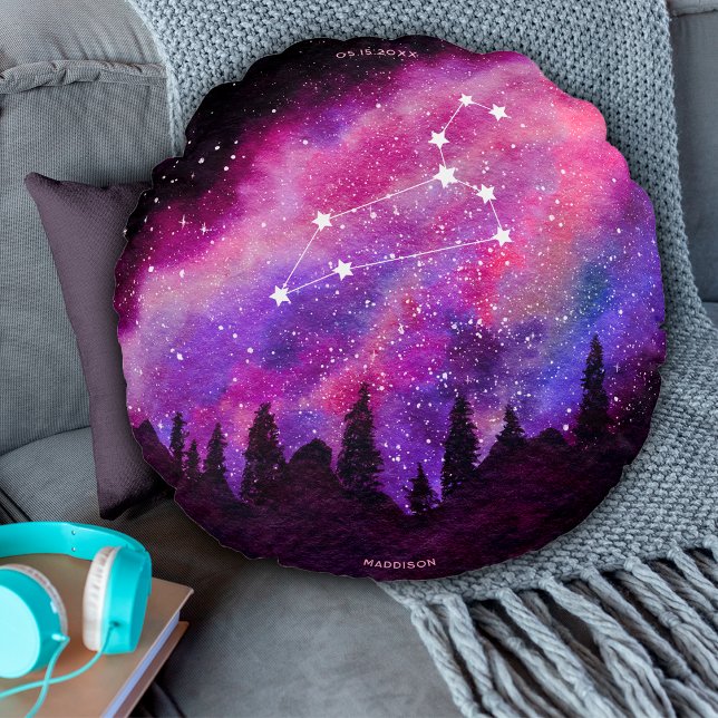 Rosa Galaxen Lejon Stjärntecken Födelsedag Rund Kudde (Skapare uppladdad)
