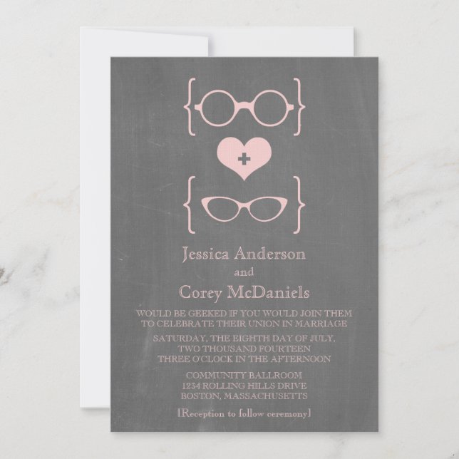 Rosa Geeky Glasses Chalkboard Wedding bjudande in Inbjudningar (Framsida)