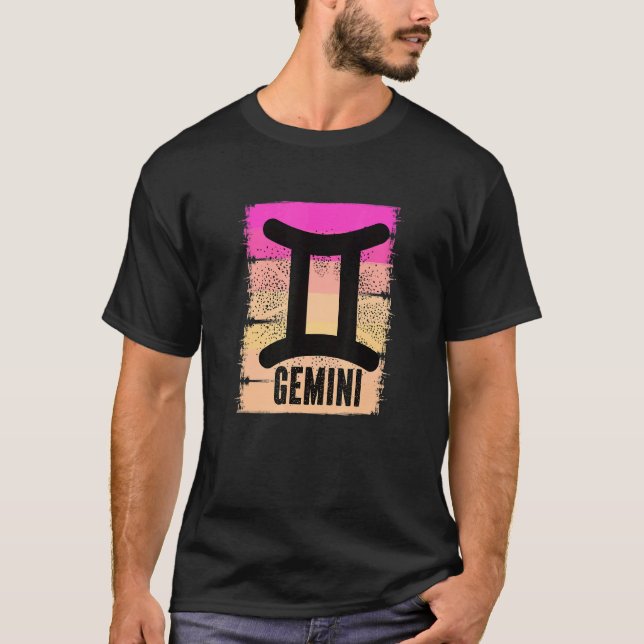 Rosa Gemini Symbol June Birthday Born in May Zodia T Shirt (Framsida)