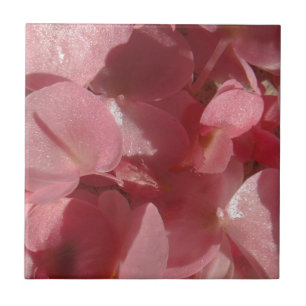 Rosa geranium: nästan fast Ljust rosa Kakelplatta