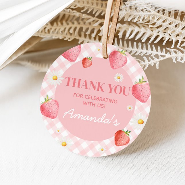 Rosa Gingham Berry First Födelsedagsfest Round Gåvor Etiketter (Pink Gingham Strawberry Berry Birthday Party Round Favor Tags)