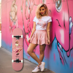 Rosa Girly Retro Blonde Skater Girl Mini Skateboard Bräda 18,5 Cm<br><div class="desc">Få redot att rulla i stil med vår Retro Chic Rosa Mönster Skateboard! Denna unika och högkvalitativa skateboard är en perfekt blandning av charm och gigantisk vintage. Det är inte bara skjuts, det är mode påstående! Den här skateboard är en omedelbar öga-catcher. Den är präglad av en sjudande rosa mönster...</div>