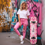 Rosa Girly Retro Mönster Mini Skateboard Bräda 18,5 Cm<br><div class="desc">Få redot att rulla i stil med vår Retro Chic Rosa Mönster Skateboard! Denna unika och högkvalitativa skateboard är en perfekt blandning av charm och gigantisk vintage. Det är inte bara skjuts, det är mode påstående! Den här skateboard är en omedelbar öga-catcher. Den är präglad av en sjudande rosa mönster...</div>