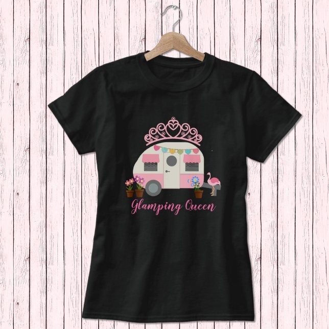 Rosa Glamping Queen T-Shirt (Skapare uppladdad)