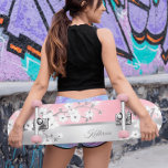 Rosa Glitter Cherry Blommar Monogram Girly Mini Skateboard Bräda 18,5 Cm<br><div class="desc">Vit körsbär blommar gren på rosa glitter gnistra. Anpassa Skateboard med din dotters namn!</div>