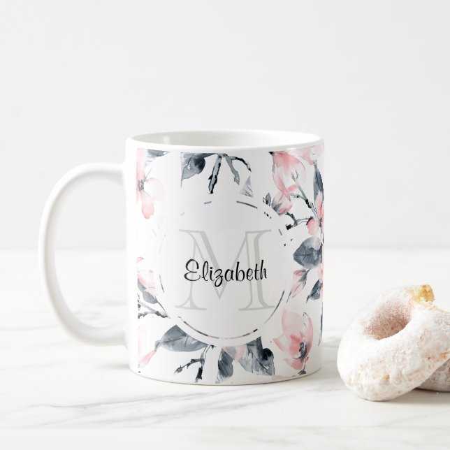 Rosa & Grått Blommigt Vattenfärg Mönster Monogram Kaffemugg (Med munk)