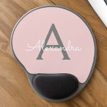 Rosa Grått Girly Script Monogram Namn Modern Gel Musmatta<br><div class="desc">Rosa och Grått Monogram Lägg till din egen Namn-muspekare (Mouse Pad). Det gör perfekten söt 16-årsjubileum,  bröllop,  möhippa,  årsdag,  babydusch eller bachelorette-fest för någon som glam lyxen och chic stilar i kärlek.</div>