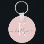 Rosa Grått Namn Initial Monogram Nyckelring<br><div class="desc">Den moderna nyckelkedjan för  rosa med det första namn i ett trendig-skriptteckensnitt i svart och det första i ett modernt teckensnitt i vitt är perfekt för nycklar.</div>