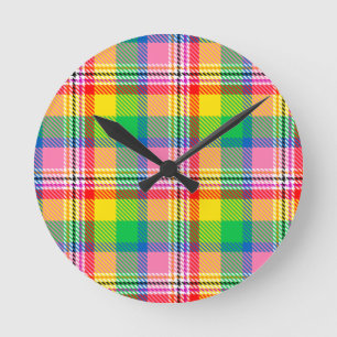 Rosa Grönt Gult Tartan Play Design Rund Klocka