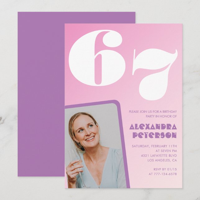Rosa Groovy 67-års födelsedagsinbjudningar Retro F Inbjudningar (Fram/baksida)