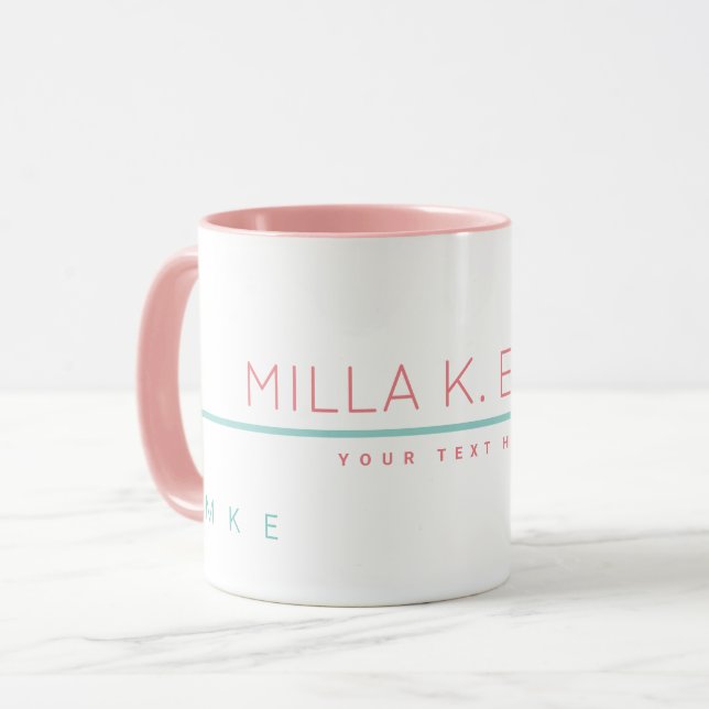 Rosa grundläggande mugg-personlig med namn och tex mugg (Framsida vänster)