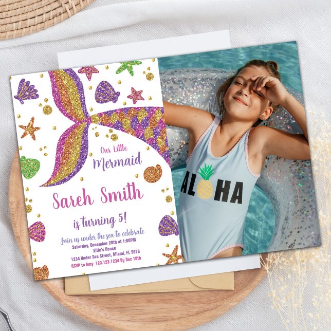 Rosa Guld Glitter Sjöjungfru Svan födelsedag med f Inbjudningar (Pink Gold Glitter Mermaid Tail Birthday w Photo Invitation)