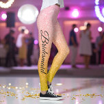 Rosa Guld Gult Gnistra Glitter Party Leggings<br><div class="desc">Rosa Guld Gult Glitter Gnistra Leggings med bakgrund av Faux Rosa Gult Glitter och namn i svart. Använda anpassa mallalternativet om du vill ändra texten | Användan anpassar ytterligare alternativ för att vid behov ändra texten stil,  storlek och färg. Om du inte behöver text tar du bort den.</div>