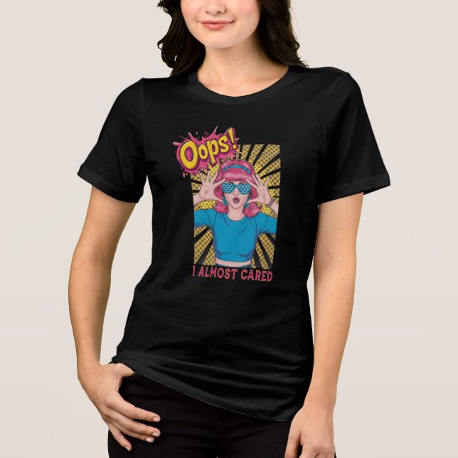 Rosa HADE Popart Girl aktar inte T Shirt (Framsida)