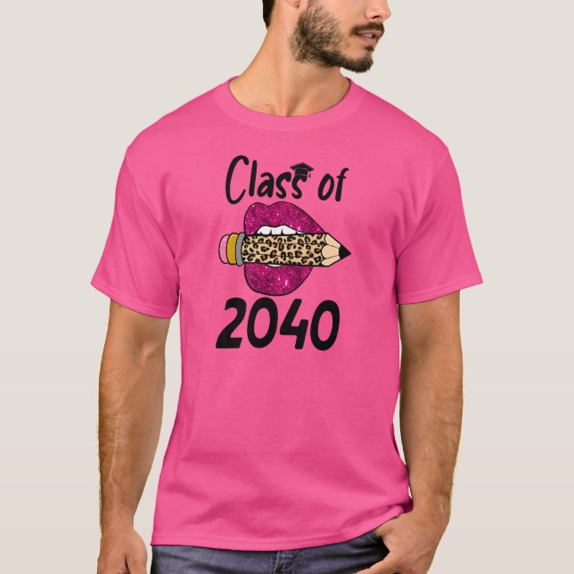 Rosa Hjalpspennan Back to school, klass 2040, till T Shirt (Framsida)