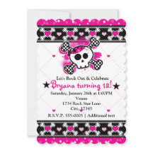 Rosa hjärtan, dödskalle och benpartyinbjudningar