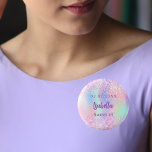 Rosa holografisk namn Sweet 16 Knapp<br><div class="desc">För en svensk 16 födelsedagsfest. En holografisk bakgrund för färgad i lila,  rosa och mint grönt. Dekorerad med konetti. Anpassa och lägg till datum,  namn och ålder. Kan användas både som party favors,  spara datum eller namn bricka för gästerna.</div>