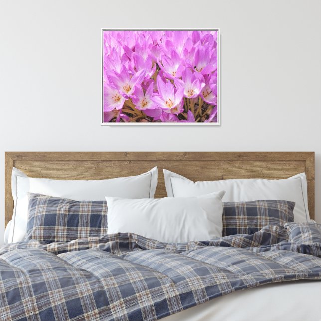 Rosa höstkrokusblommor blommig canvastryck (Insitu (sovrum))