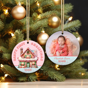 Rosa hus av pepparkakor Baby:s första jul Julgransprydnad Keramik