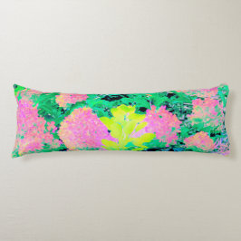 Rosa Hydrangea Garden med Gult Foliage Kroppskudde