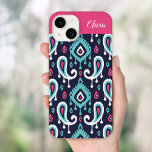 Rosa Ikat Paisley Monogram<br><div class="desc">Anpassningsbar med monogrammatiskt telefonfodral med boho ikat paisley mönster i marint blått, rosa och turkos färg. Anpassa den med ditt namn eller monogram i ett färgblock ram. Använda designen verktyg om du vill redigera texten typsnitt och färg eller ladda upp egna foton för att skapa en typ av design.</div>