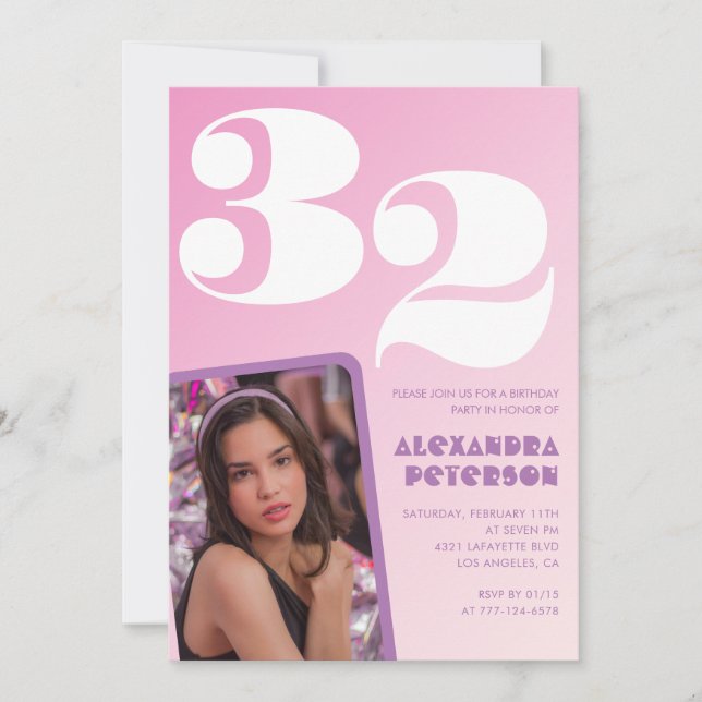 Rosa inbjudningskort för 32-års födelsedag Retro f (Framsida)