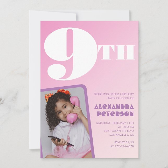 Rosa inbjudningskort till 9-årsdag Flicka Retro Fo (Framsida)