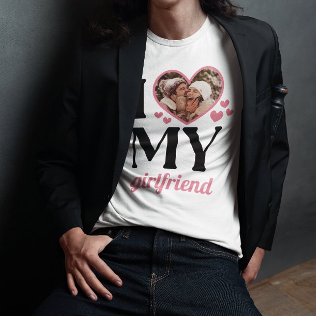 Rosa jag älskar min flickvän Lägg till bild T Shirt (Skapare uppladdad)