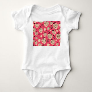 Rosa jordgubbsbär mönster: sömlös söt design t shirt