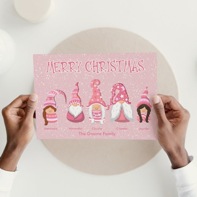 Rosa jul, fem Gnomes-anpassningsbar Julkort (Pink Christmas with pink family gnomes to wish your loved ones a happy Christmas.)