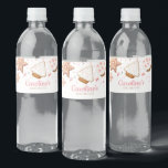 Rosa jul Little Cookie Baby Shower Vattenflaskor Etikett<br><div class="desc">Öka din babydusch med vår charmiga lilla babyskabinka i Flaska-etiketten utskrivbar. Med vackra motiv från baby lägger de här anpassadena till lite stollig vid evenemanget. Anpassa för att skapa en underbar atmosfär som gör dina förfriskningar lika trevliga som de fräschar upp! BS977</div>