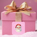 Rosa Jultomten Anpassningsbar Girls julklapp Fyrkantigt Klistermärke<br><div class="desc">Anpassa den här nostalgiska rosa Jultomten-presentetiketten med din egen personlig med din lilla flickas namn i vitt skript. Denna vackra,  gammaldags teckning av jultomtens röda hatt och vita skägg är perfektens helgdag-klistermärken för dina barns presenter under träd på juldagen.</div>
