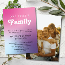 Rosa kärlek gör en familjeadoptionsdagsfest foto