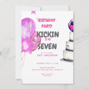 Rosa Kickin it - Födelsedagsfesten Fotboll Inbjudningar