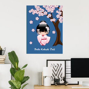 Rosa kimono kawaii kokeshi-docka på blå bakgrund poster