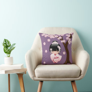 Rosa Kimono Kawaii Kokeshi Docka på Lila Kudde