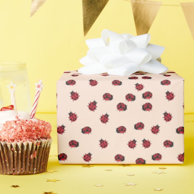 Rosa Ladybug Mönster Gift Presentpapper (Födelsedagsfest)